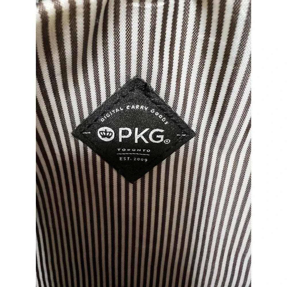 PKG Richmond 10L Messenger Bag‎ Dark Gray